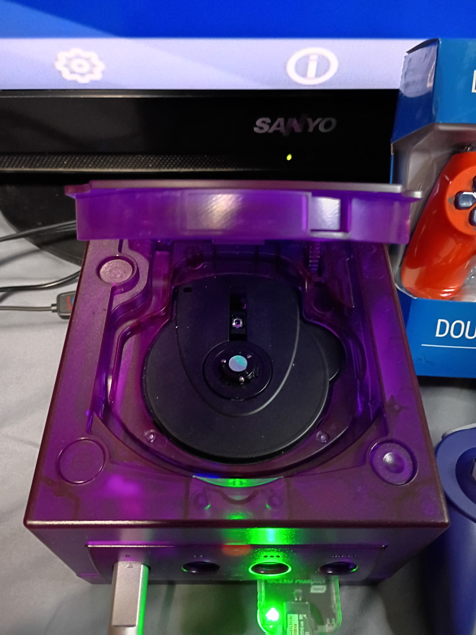 Atomic Purple Modded Nintendo GameCube | PicoBoot + Swiss | Internal Bluetooth | 256GB SD Card | 3 Controllers | Disc Drive Fully Functional